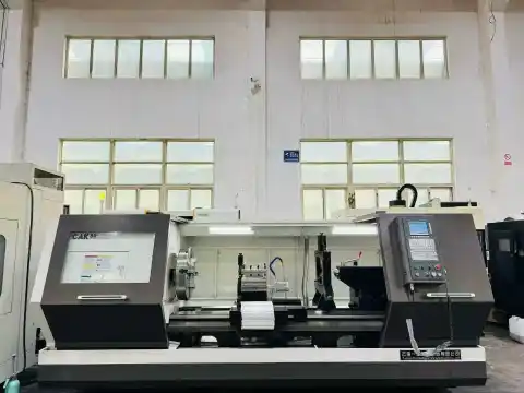 เครื่องกลึง CNC Yunnan Yiji Intelligent 6180/2000 สภาพเหมือนใหม่ พร้อม GSK 980TDi