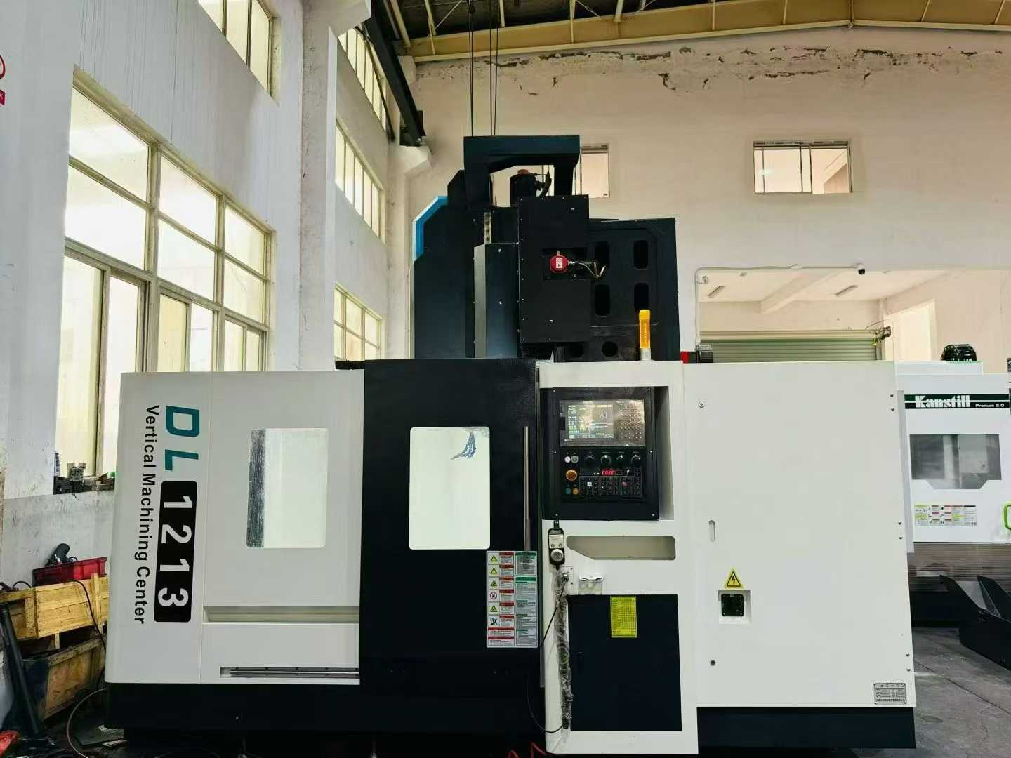 ขายเครื่องกัดซีเอ็นซีแบบสะพาน Dalian No.2 DL 1213 ปี 2024 สภาพมือสอง