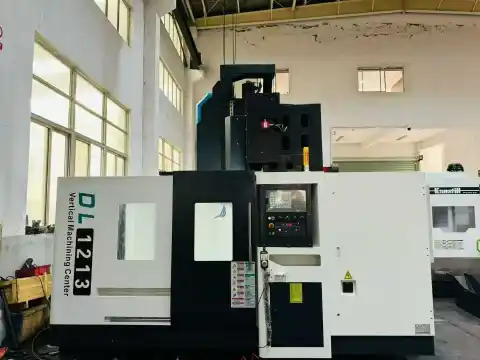 Venta de fresadora de pórtico CNC Dalian No.2 DL 1213 usada año 2024