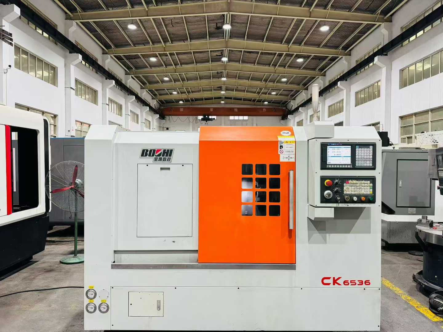 เครื่องกลึง CNC แบบป้อมมีด Baoji CK 6536 มือสอง (ใหม่ 95%)