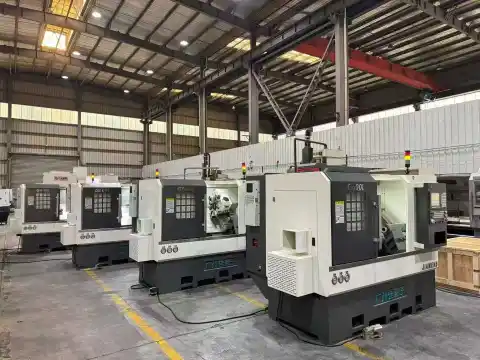 เครื่องกลึงซีเอ็นซี Jiamengzi G 500 L แบบเตียงเอียงพร้อมป้อมมีด มือสอง (2025, มี 4 เครื่อง)