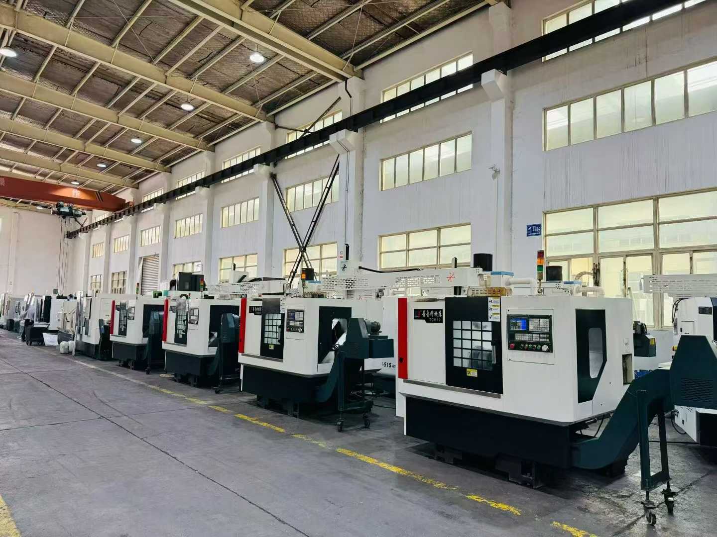 เครื่องกลึง CNC แบบแก๊งค์ Pulute TCK 52 มือสอง - มี 5 เครื่อง