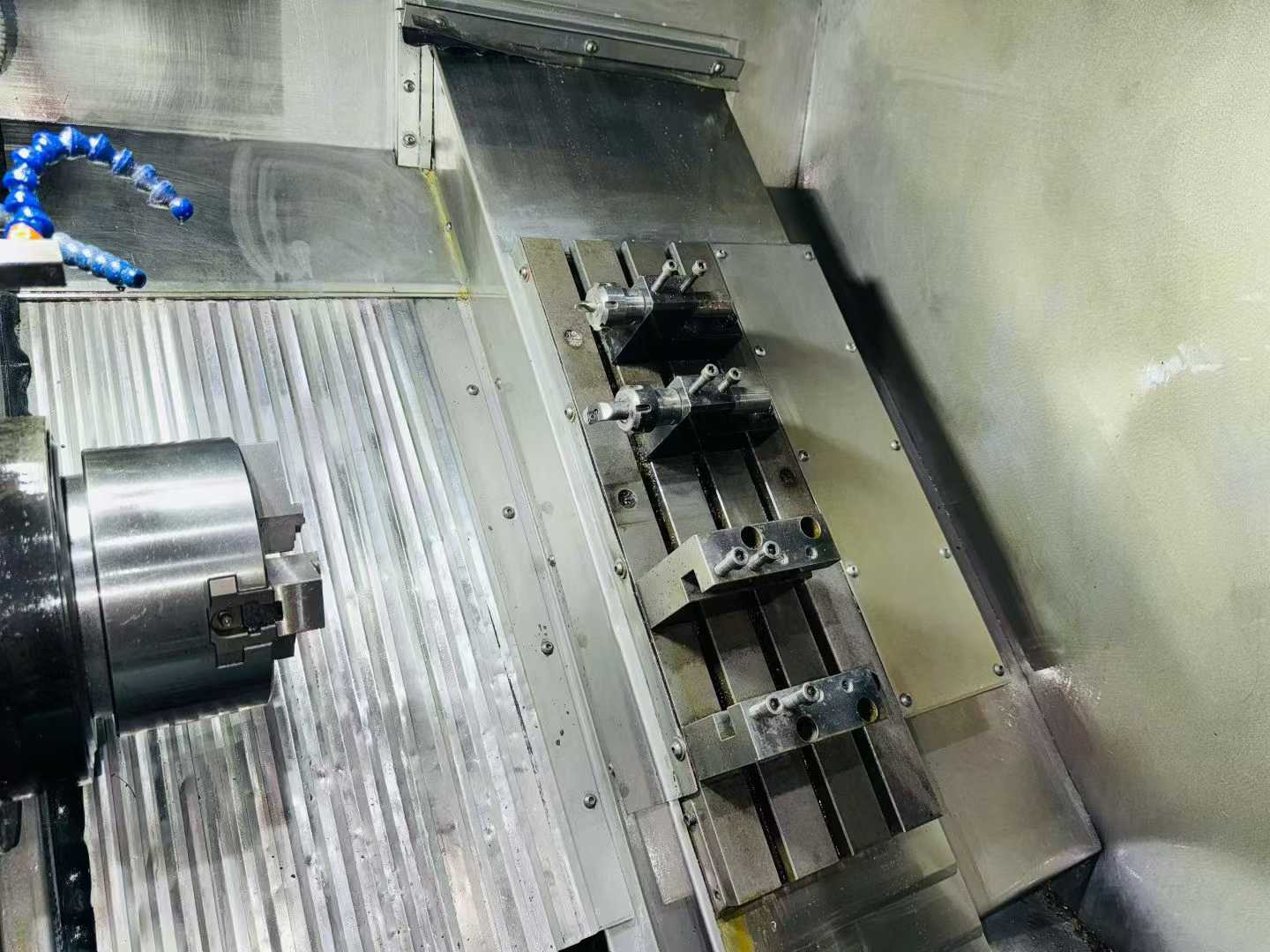 Used Shenyang HTC 16-6 Gang-Type CNC Lathe photo 4