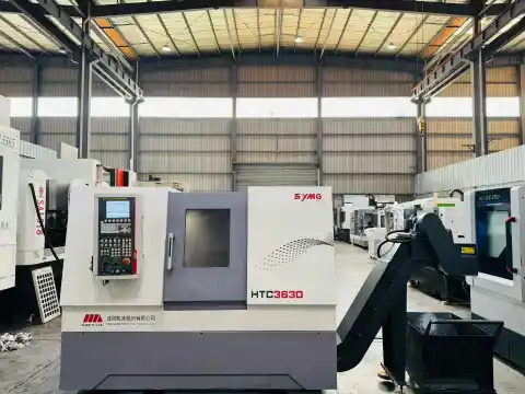 مخرطة CNC برجية مستعملة شنيانغ HTC 3630 مع FANUC TF