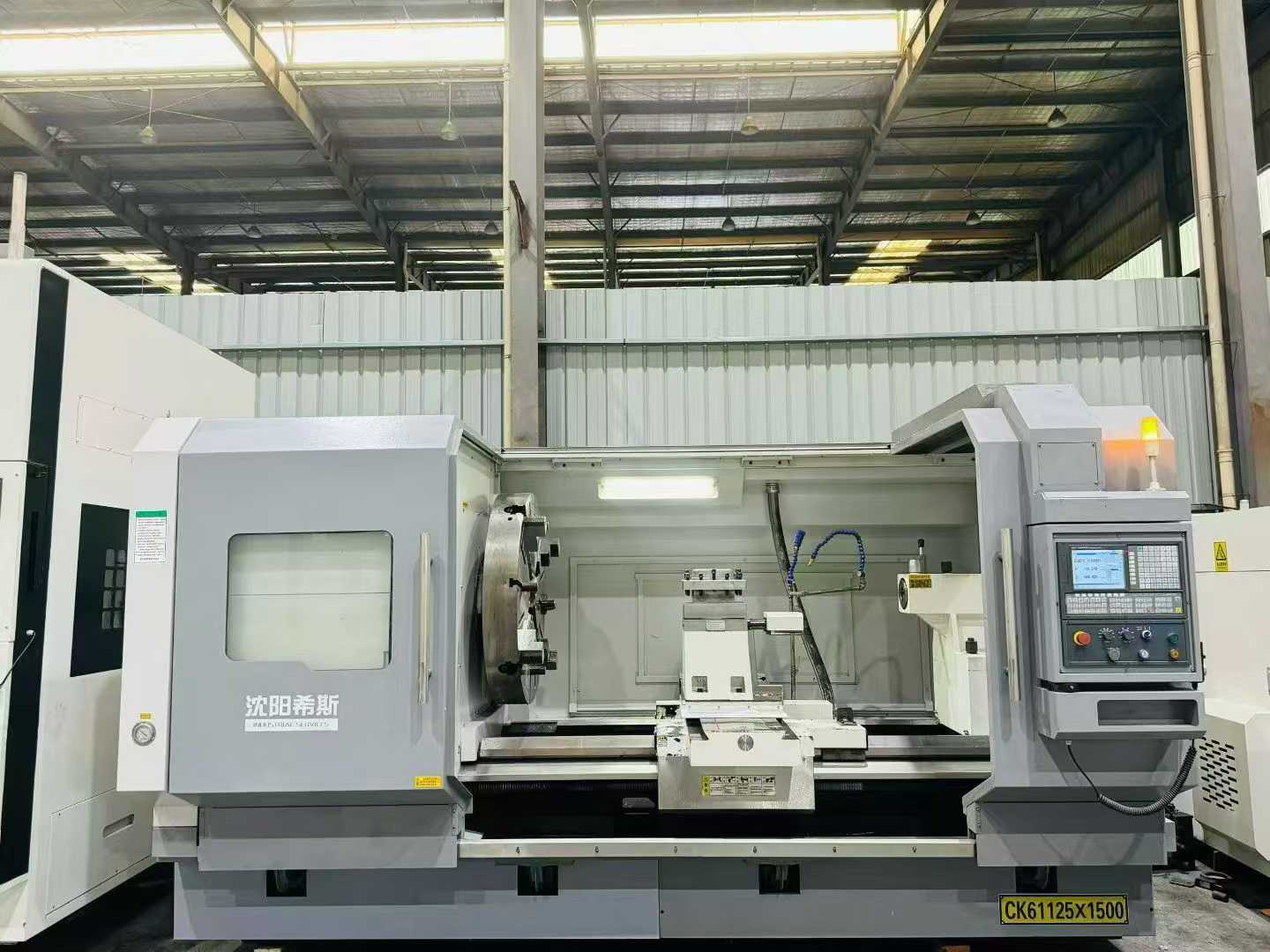 เครื่องกลึงซีเอ็นซีแนวนอนงานหนัก Shenyang Schiess 61125/1500 มือสอง