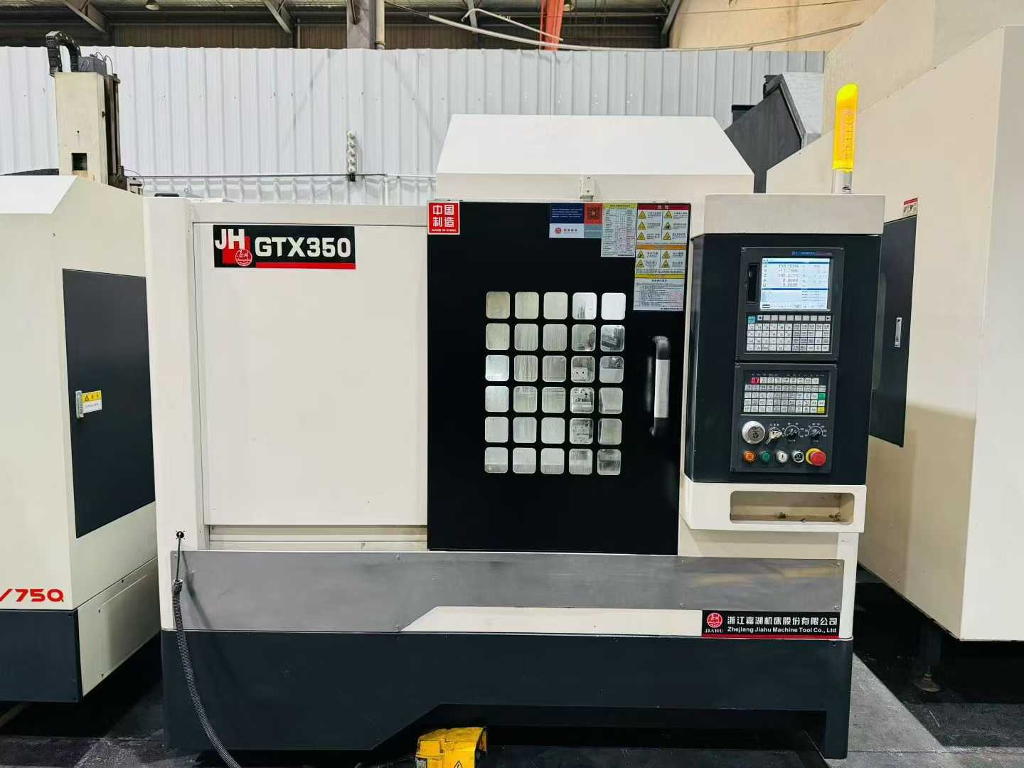 Used Zhejiang Jiahu GTX 350 Turn-Mill Center