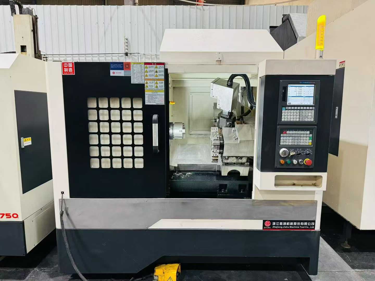 Used Zhejiang Jiahu GTX 350 Turn-Mill Center photo 2