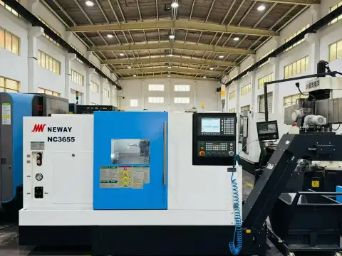 เครื่องกลึง CNC ป้อมมีด Neway NC 3655 มือสอง พร้อมระบบคอนโทรล GSK 988