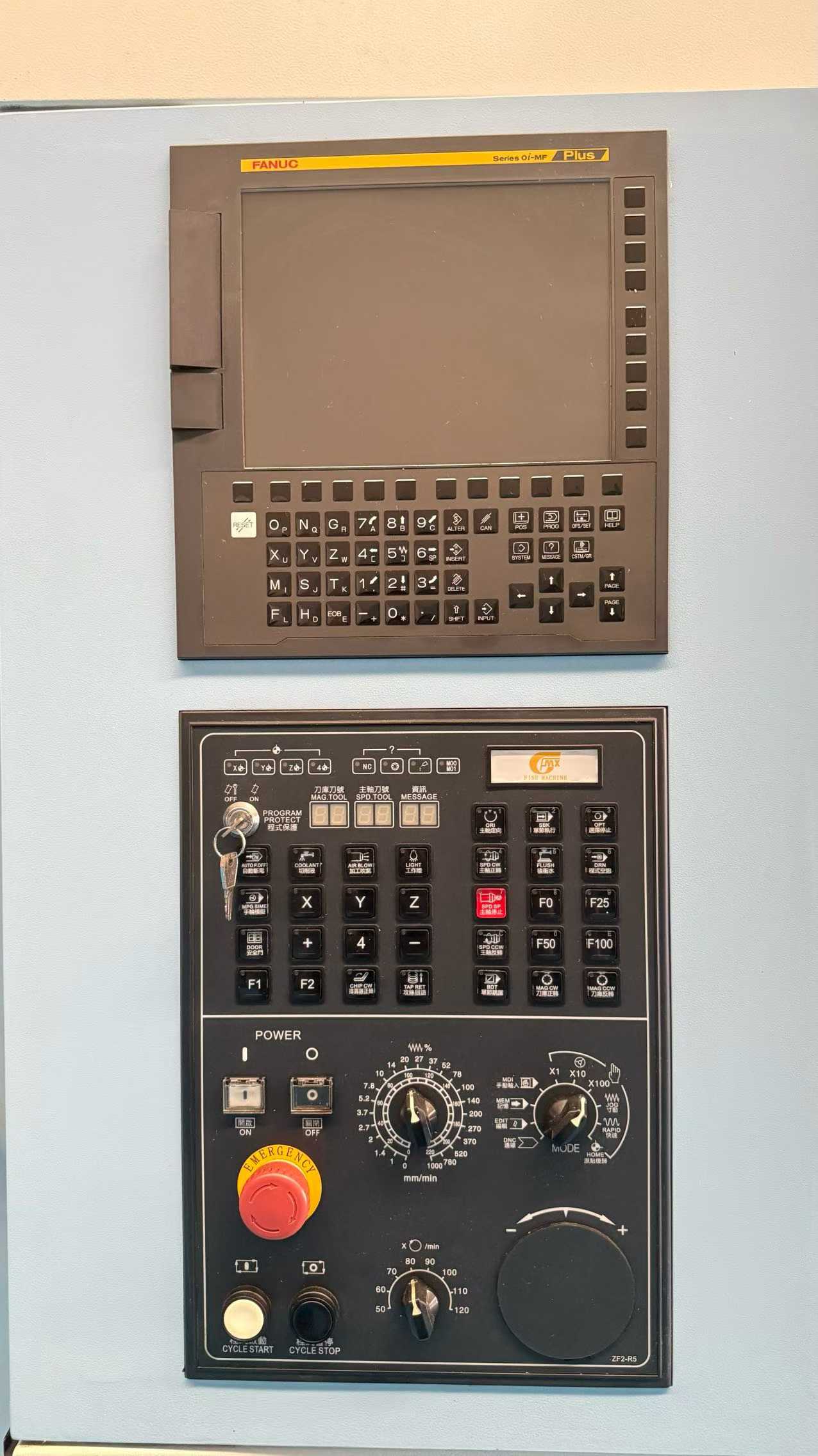 Used Chaoqun TV-800 Vertical Machining Center with FANUC 0i-MF Plus photo 3