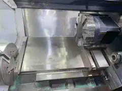 Used DN Solutions PUMA-4005 Heavy-Duty CNC Lathe photo 3