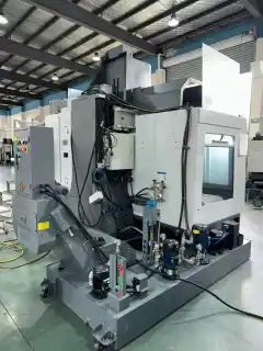 Used Haas VF-4 SS Vertical Machining Center photo 9