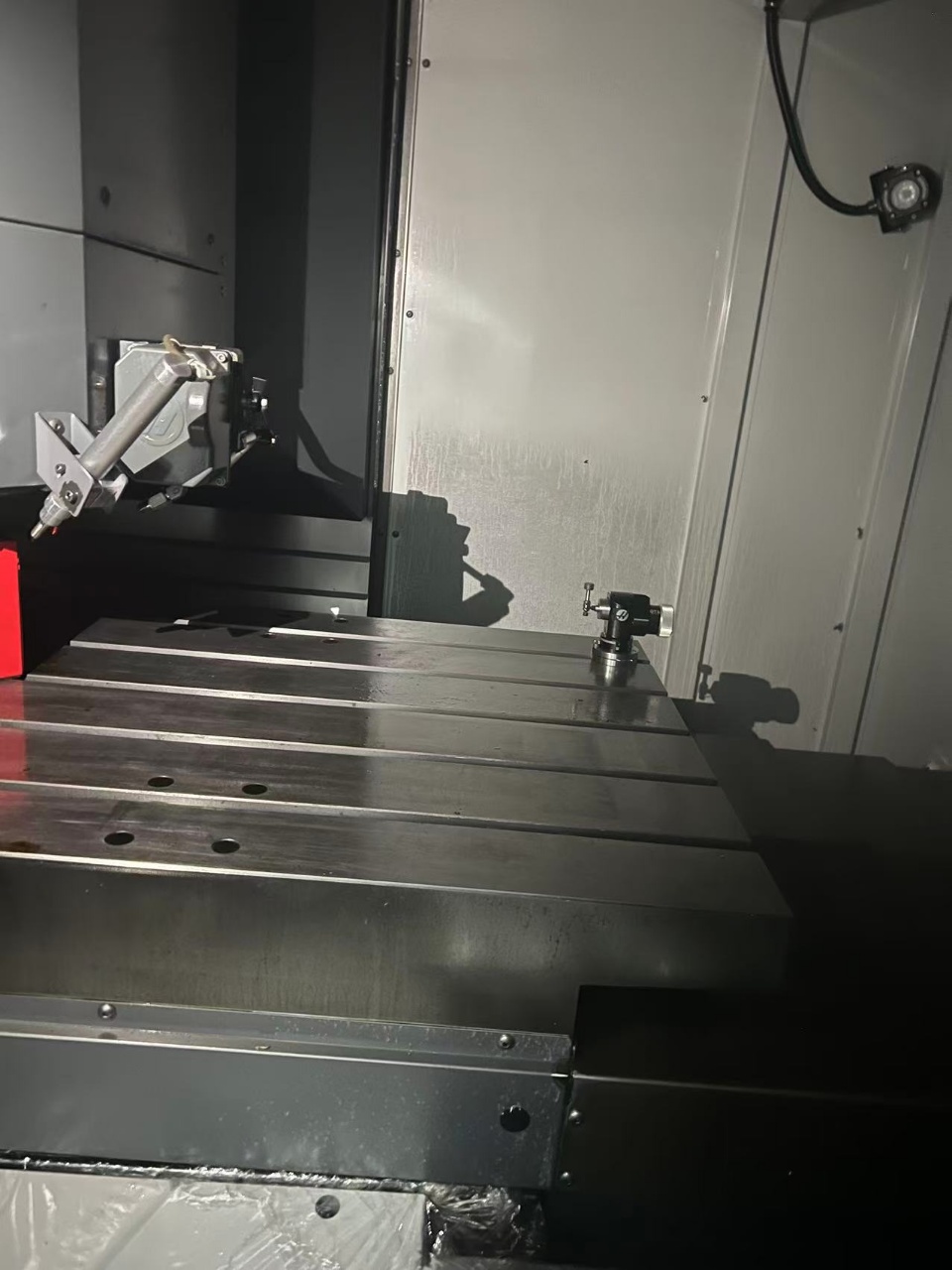 New Haas VF 6 SS-V Vertical Machining Center photo 5