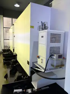 Brand New Julang GLV 1370 Vertical Machining Center photo 13