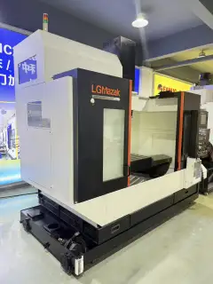 Used Mazak VCS 530 CL Vertical Machining Center photo 2