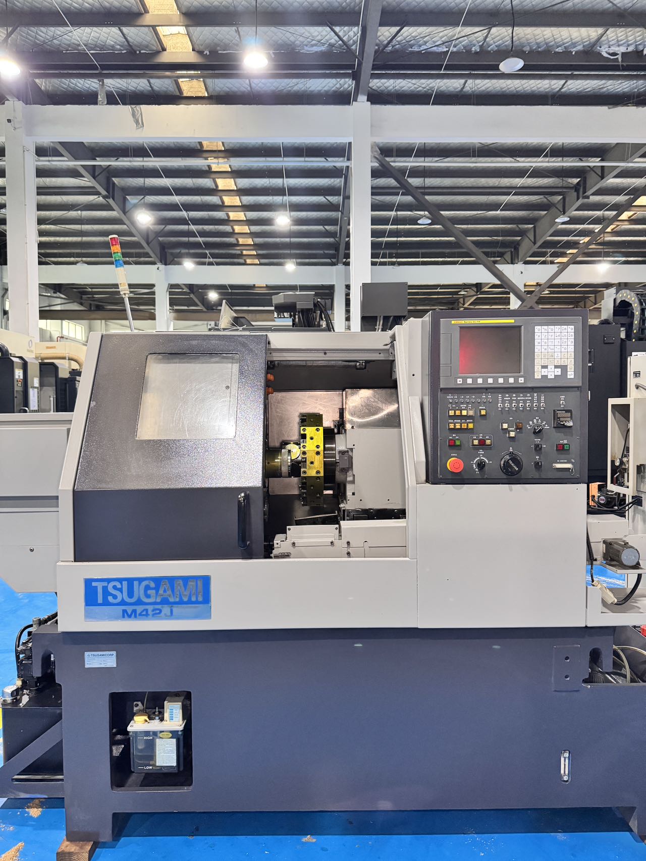 เครื่องกลึง CNC และเครื่องกลึงกัด Tsugami M 42 J มือสอง จำนวน 5 เครื่อง พร้อมระบบควบคุม FANUC 0i-TF