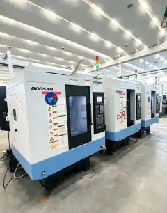 Used Doosan T 4050 Drilling and Tapping Center with Mitsubishi M 70 Control photo 3