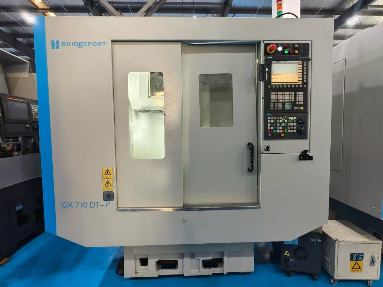 Used Hardinge GX 710 DT-P Machining Center with Siemens 828 D photo 2