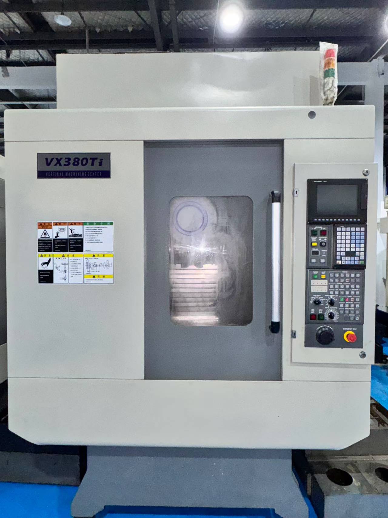 Used Hyundai WIA VX 380 Ti Drilling and Tapping Center with Mitsubishi M 70 for Sale photo 2