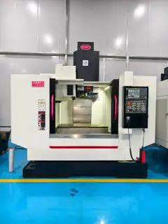 Used Qiaofeng V-11 Vertical Machining Center with Fanuc 0i-MF Plus photo 2