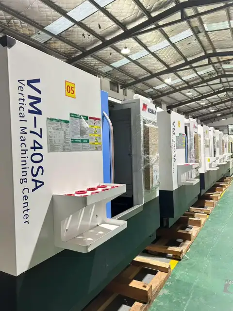 مركز تصنيع NIMAC VM 740 SA (جديد تمامًا، غير مفتوح) مع FANUC MF Plus