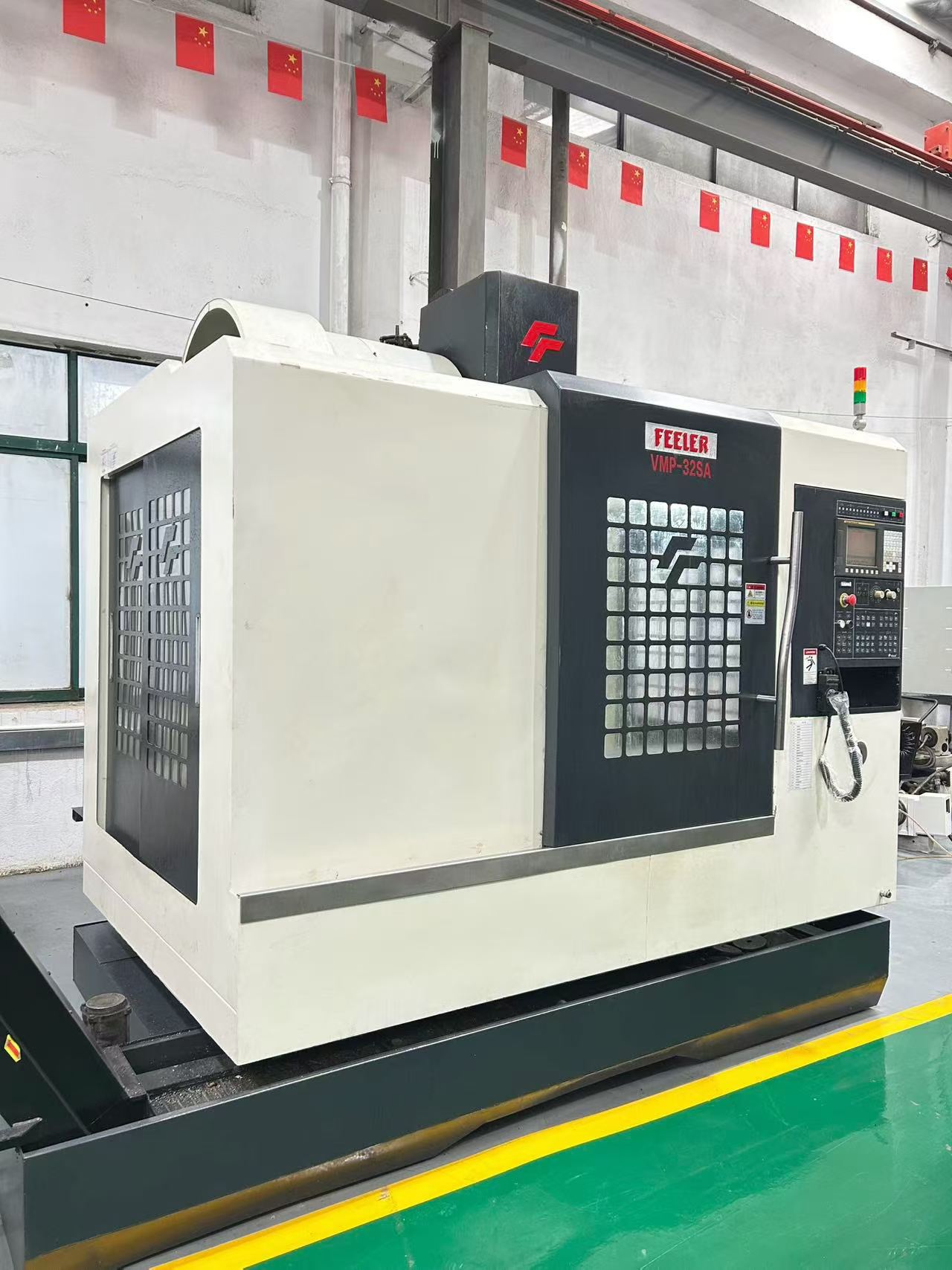 Used Fair Friend VMP-32 A Vertical Machining Center photo 2