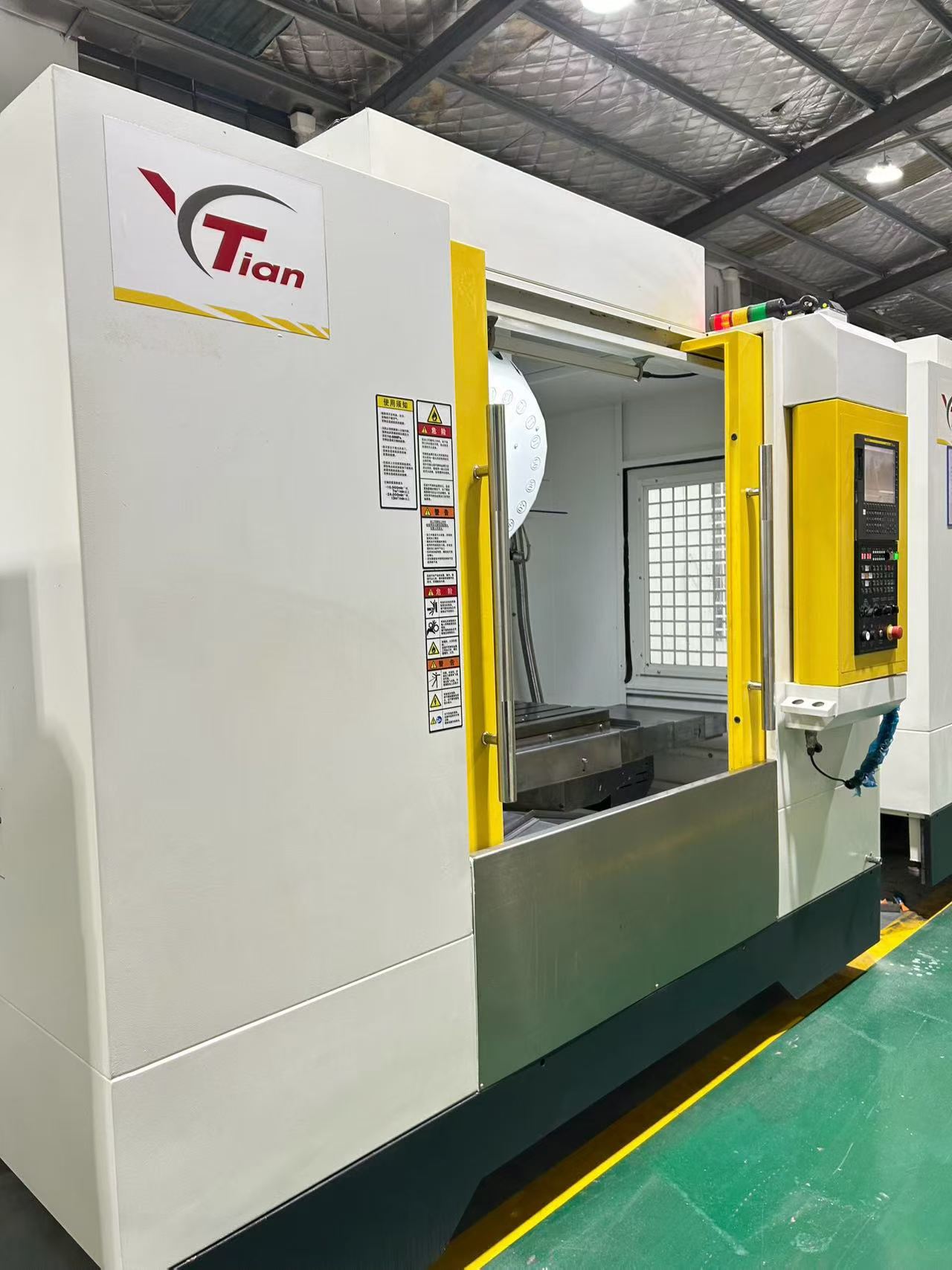 Used Kunshan Yutian T 10 Drilling and Tapping Center with FANUC 0i-MF Plus photo 3