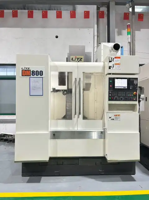 Centro de mecanizado LITZ DM 800 usado con control Mitsubishi M80