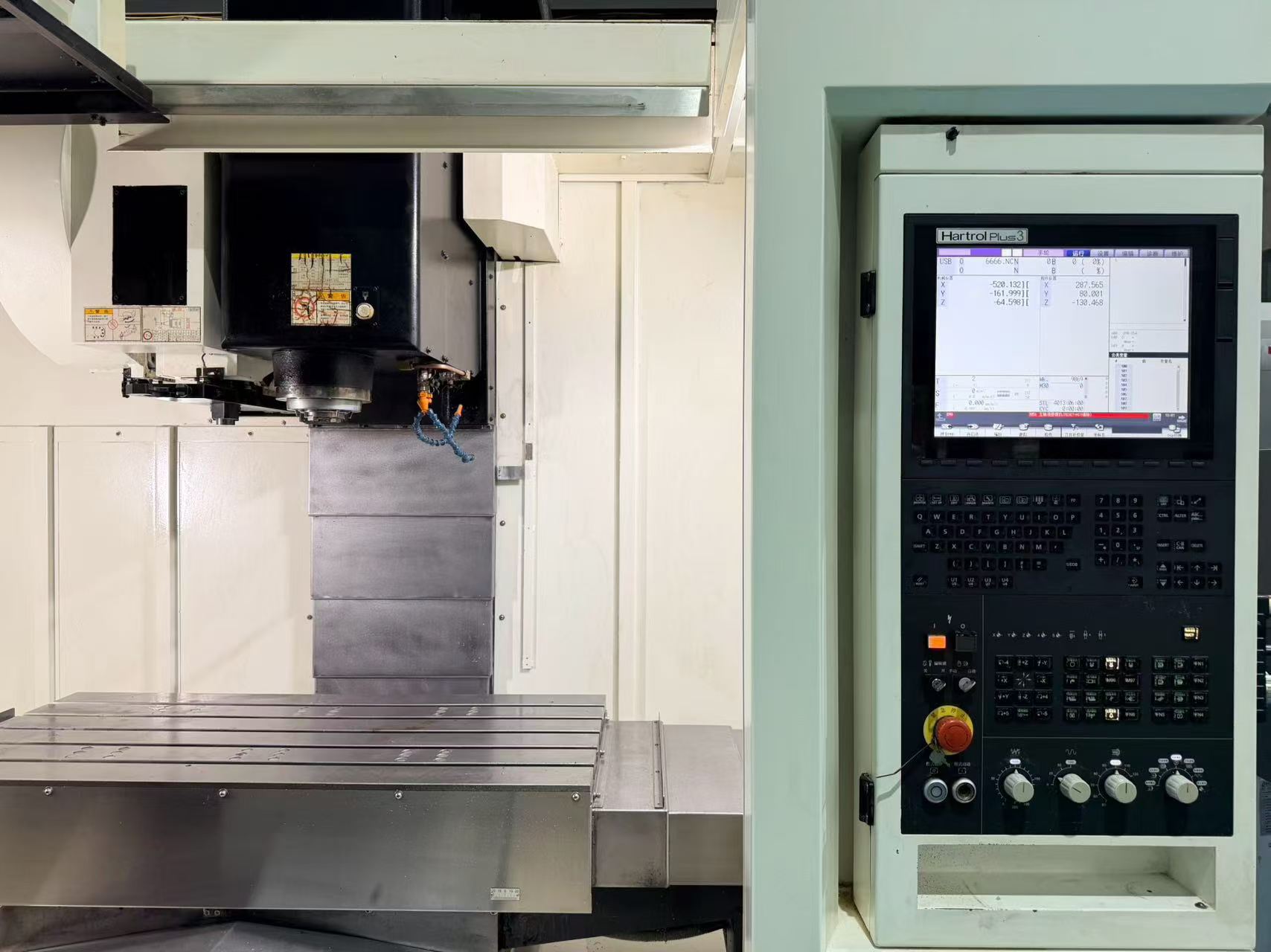 Used She Hong MVP 1160 Vertical Machining Center with Mitsubishi M 80 A Control photo 3