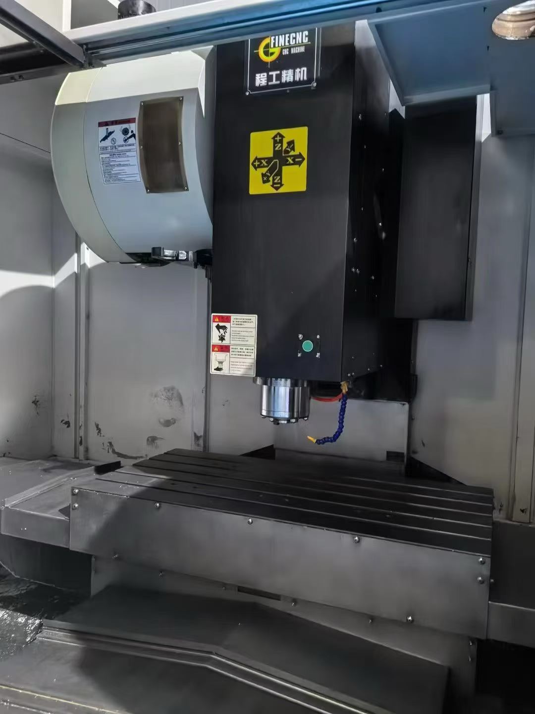 Used Chengong Precision 1160 Heavy-Duty Vertical Machining Center with Mitsubishi M 80 photo 3