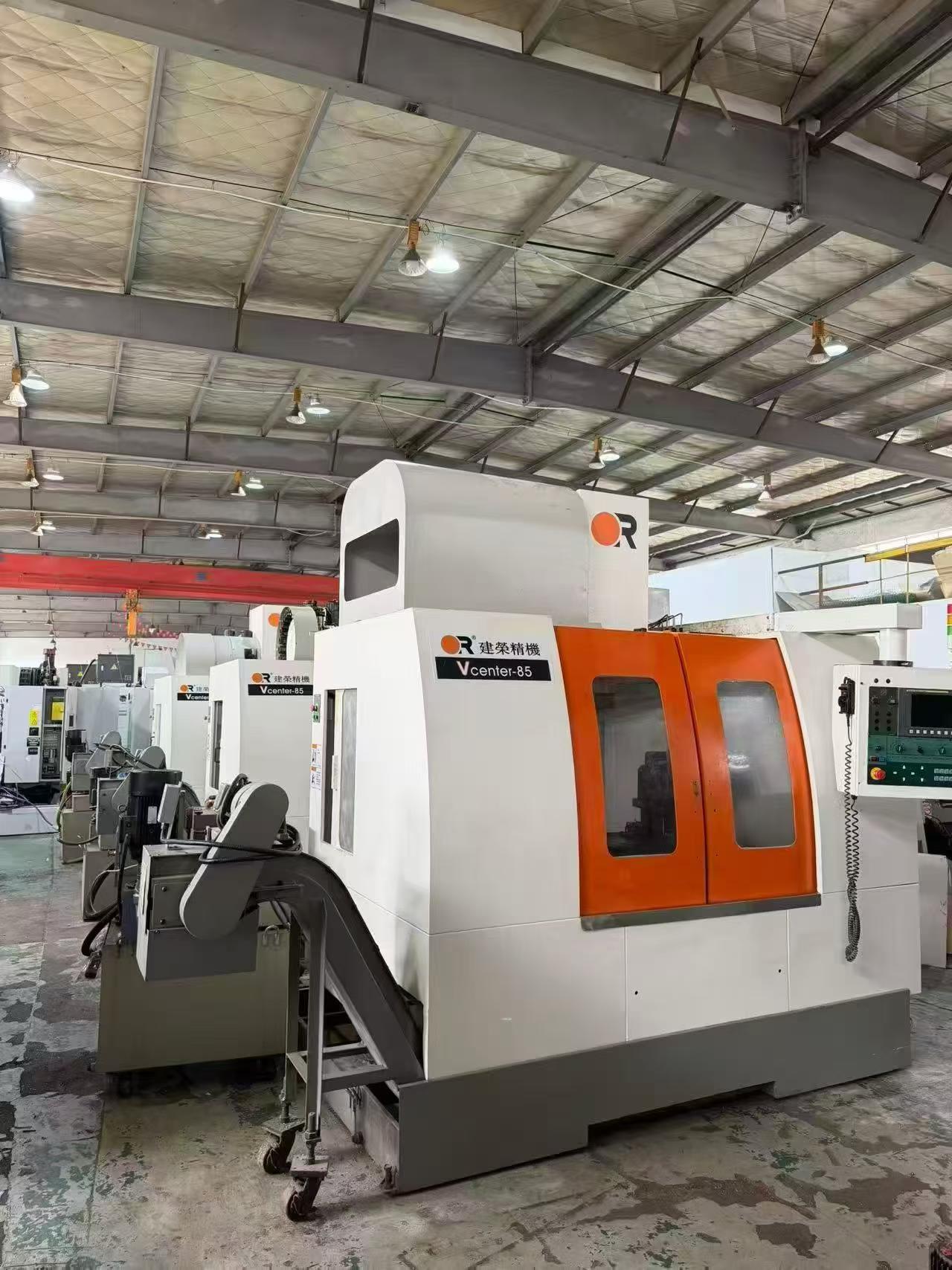 Used Victor Taichung V 85 Vertical Machining Center with Fanuc 0i-MD