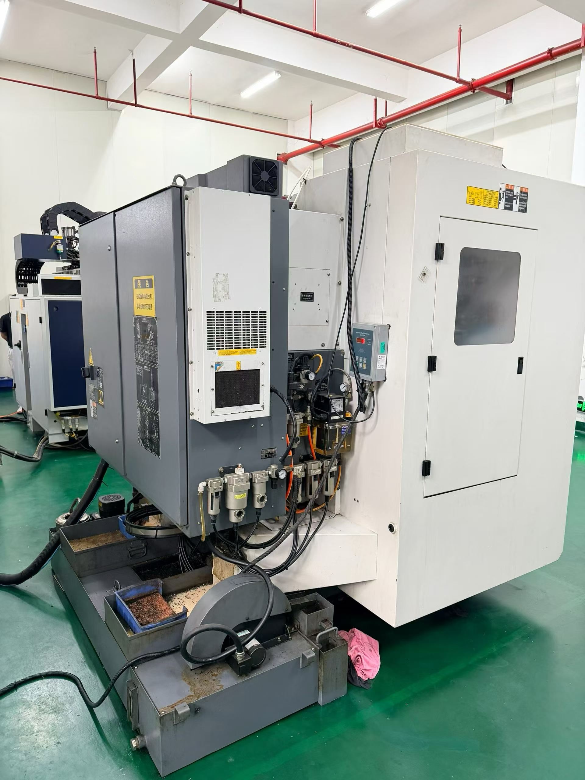 Used YCM FV 56 A Machining Center with FANUC photo 6