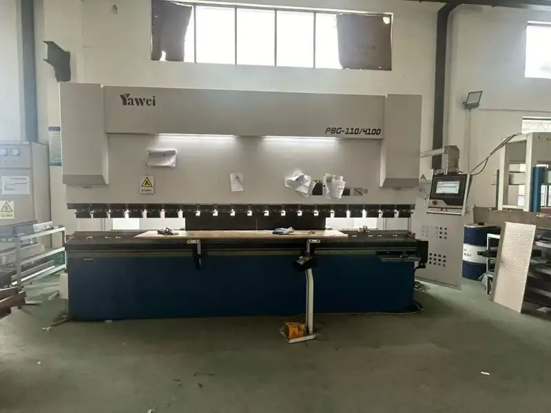 2024 Jiangsu Yawei PBG 110/4100 Electro-Hydraulic CNC Press Brake with Delem 53 T Control photo 1