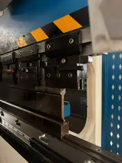 Nearly New 130 Ton 3.2 m Dual Servo CNC Press Brake with TP 10 Control for Sale photo 2
