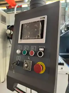 Used Donghai Yuxiang 6 x 5000 CNC Shearing Machine with P 40 T Control photo 2