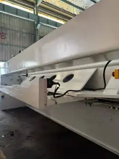 Used Donghai Yuxiang 6 x 5000 CNC Shearing Machine with P 40 T Control photo 5