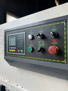 Used Haas 8 x 3.2 m Shearing Machine with E 21 s Controller photo 2