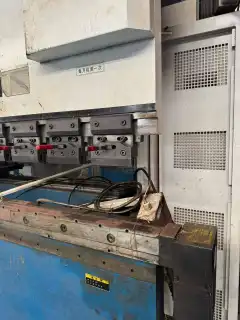 Used Jiangsu Yawei PBC 110/3100 Electro-Hydraulic 4+1 Axis CNC Press Brake photo 2
