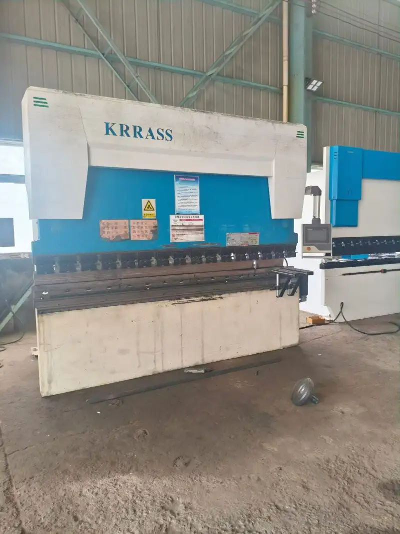 Used Klaus 210-Ton 3.2 m Electro-Hydraulic Press Brake, 4+1 Axes, 53 T System photo 1