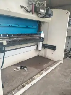 Used Klaus 210-Ton 3.2 m Electro-Hydraulic Press Brake, 4+1 Axes, 53 T System photo 5