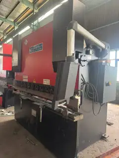 Used Nanjing Yuntai 125/2.5 m E 21 CNC Press Brake (2023) photo 1