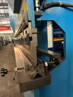 Used Shanghai Bohai 40 Ton 2 m CNC Press Brake with Estun E 21 photo 2