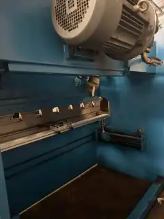 Used Shanghai Bohai 40 Ton 2 m CNC Press Brake with Estun E 21 photo 4
