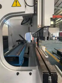 Used Yawei PBC 110 Ton 3.1 m CNC Electro-Hydraulic Press Brake with Delem DA-52 S photo 5