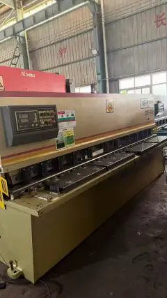 Used Zhongde 6 mm x 3200 mm Shearing Machine with MD 11 System photo 2