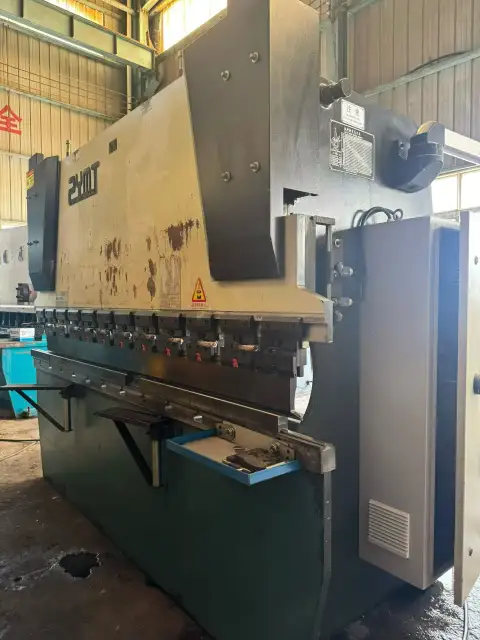 Used Zhongya 40 Ton 2.5 m CNC Press Brake with ESTUN E21 System