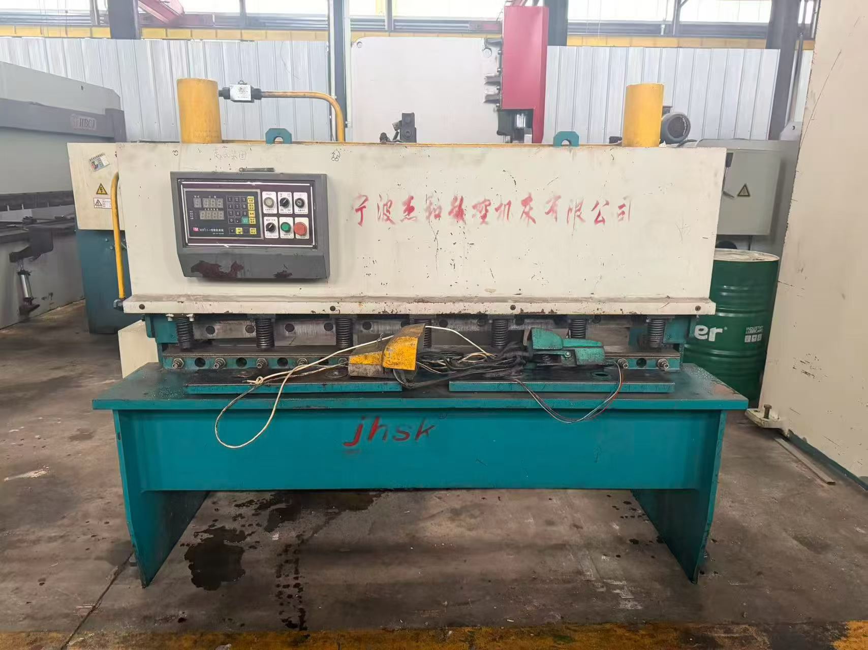 1.6 m Small Shearing Machine for Sale – Four Units Available photo 2
