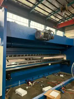 Brand New Nanjing Weige 200 Ton 6 m Three-Servo CNC Press Brake photo 5