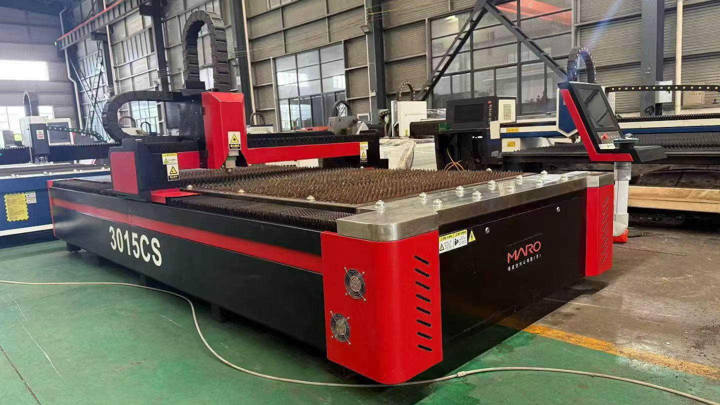Dabo Laser 3015 Single Worktable 3000 W Laser Cutting Machine photo 2