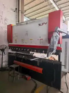 Used Jiangsu Jinfangyuan 100/3100 Electro-Hydraulic Press Brake photo 1