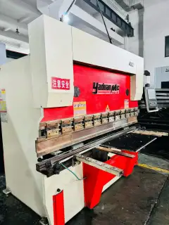 Quasi-New 63-Ton 2.5 m Dual-Servo Cable Tray Special Press Brake - Wholesale photo 2